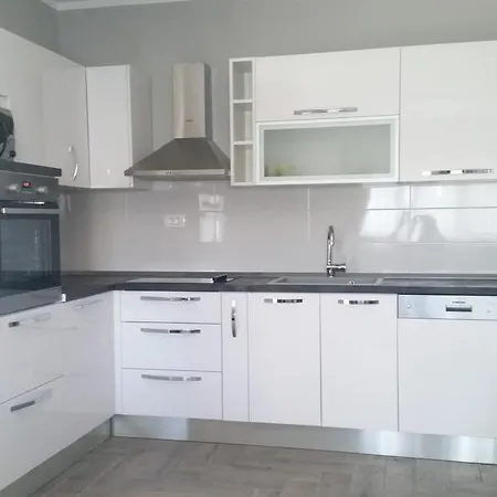 Apartament House With Heated Pool & Jacuzzi