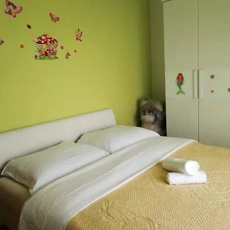House With Heated Pool & Jacuzzi Apartman
